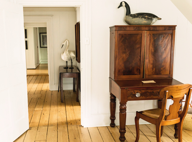 Chambres et salon au vieux Presbytère, bed and breakfast à Saint-Vallier, Bellechasse, Québec